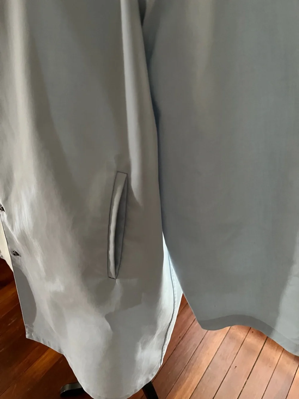 EILEEN FISHER RAINCOAT - Picture 9 of 10